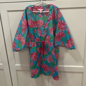 Lily Pulitzer. Tunic beach coverup. Medium Pink & Blue Floral print.